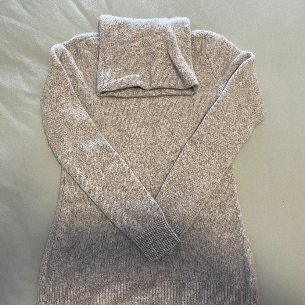 Polo Ralph Lauren 100% cashmere sweater